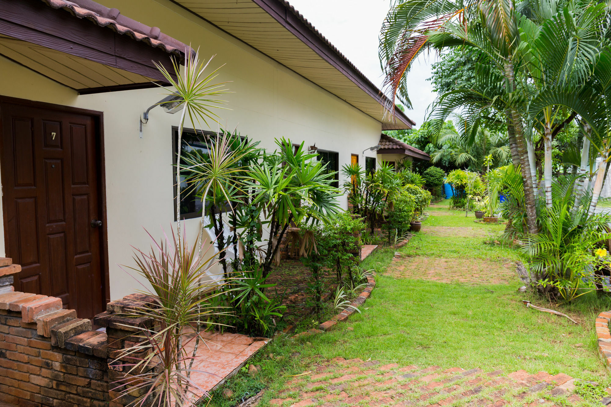 Forum House Hotel Krabi town Exterior foto